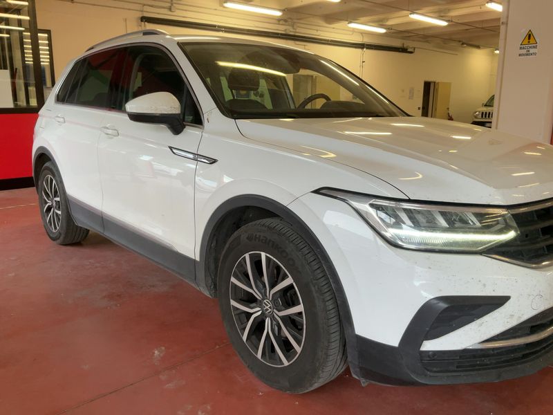 Volkswagen Tiguan 2.0 TDI Life 2022 – снимка 12
