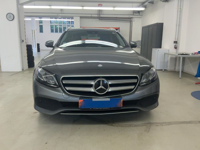 Mercedes-Benz E-Klasse E 220 d Avantgarde 2016 – снимка 14