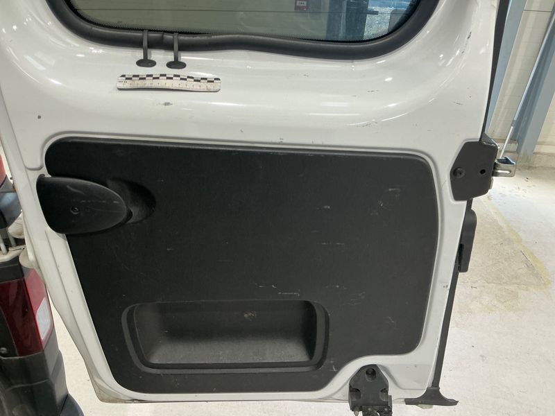 Opel Vivaro 1.6 CDTI Combi L2H1 2,9t 2019 – снимка 31