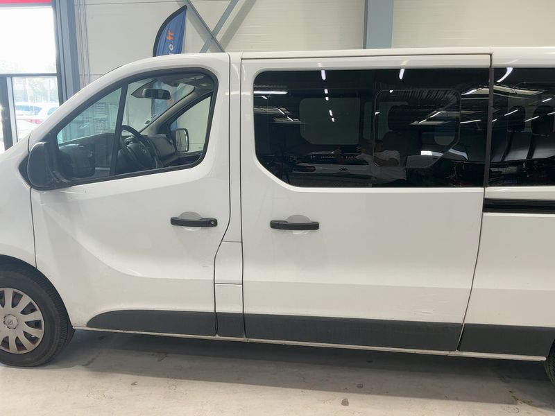 Opel Vivaro 1.6 CDTI Combi L2H1 2,9t 2019 – снимка 4