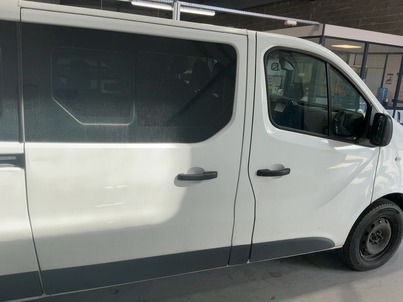 Opel Vivaro 1.6 CDTI Combi L2H1 2,9t 2019 – снимка 10