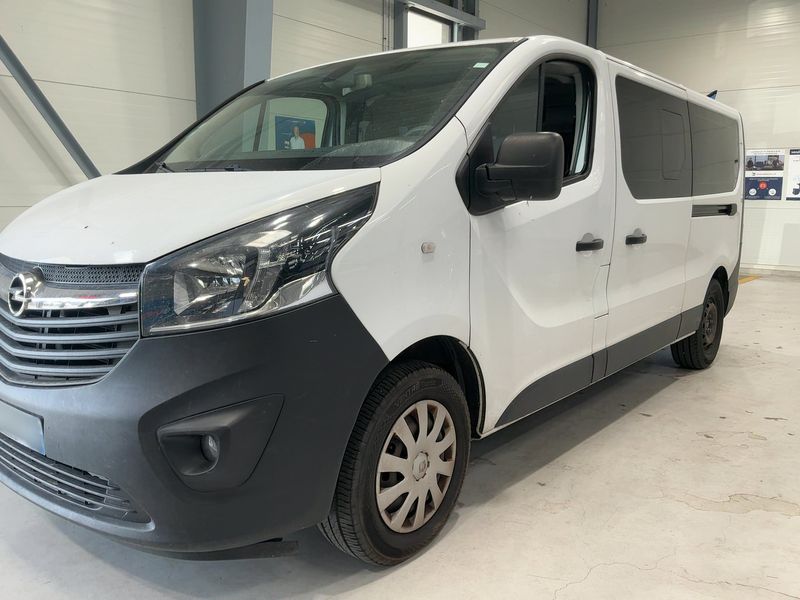 Opel Vivaro 1.6 CDTI Combi L2H1 2,9t 2019 – снимка 2