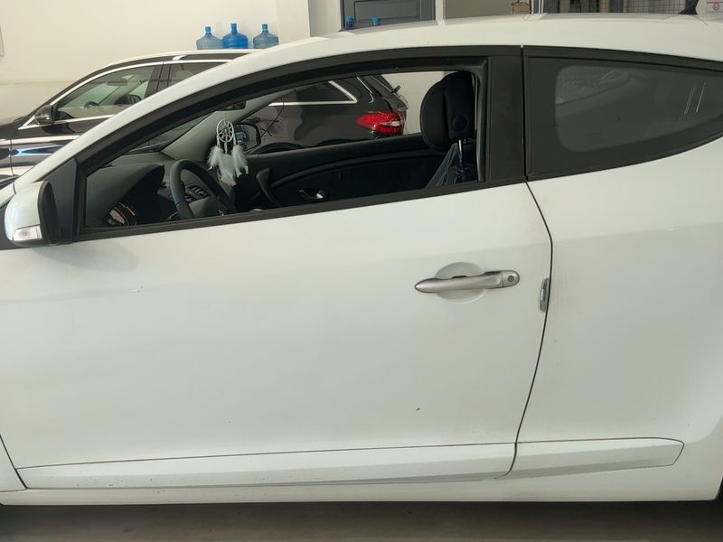 Renault Megane 1.5 dCi Dynamique 2010 – снимка 4