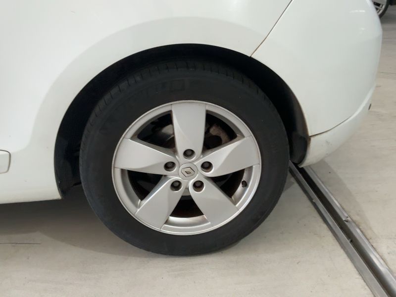 Renault Megane 1.5 dCi Dynamique 2010 – снимка 5