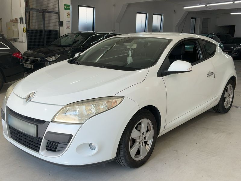 Renault Megane 1.5 dCi Dynamique 2010 – снимка 1