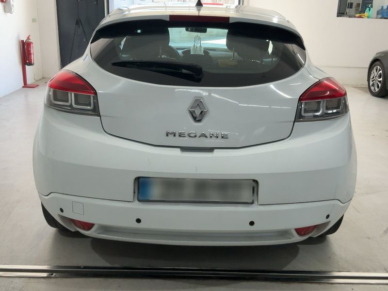 Renault Megane 1.5 dCi Dynamique 2010 – снимка 7