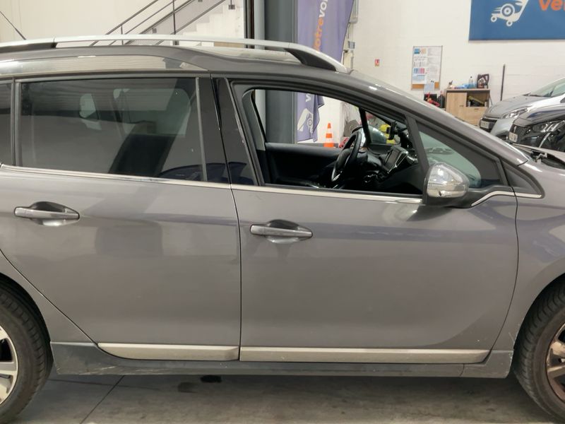 Peugeot 2008 1.6 Feline Titane 2014 – снимка 10