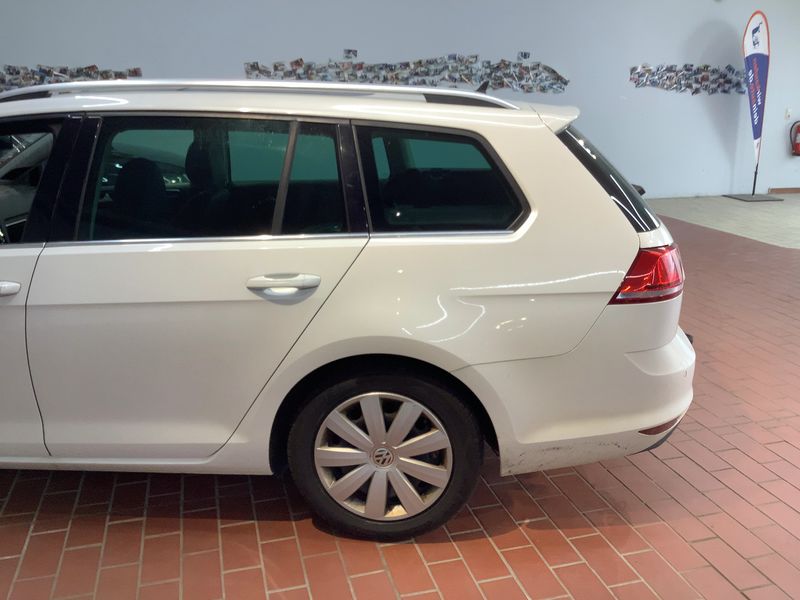 Volkswagen Golf VII 2.0 TDI Highline 4Motion BlueMotion Tech 2015 – снимка на щета
