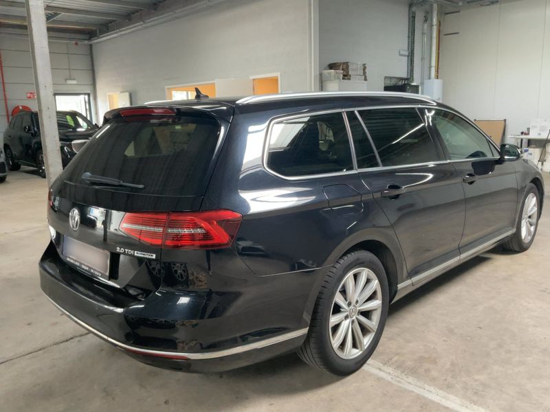 Volkswagen Passat 2.0 TDI Highline BlueMotion Tech 2015 – снимка 8