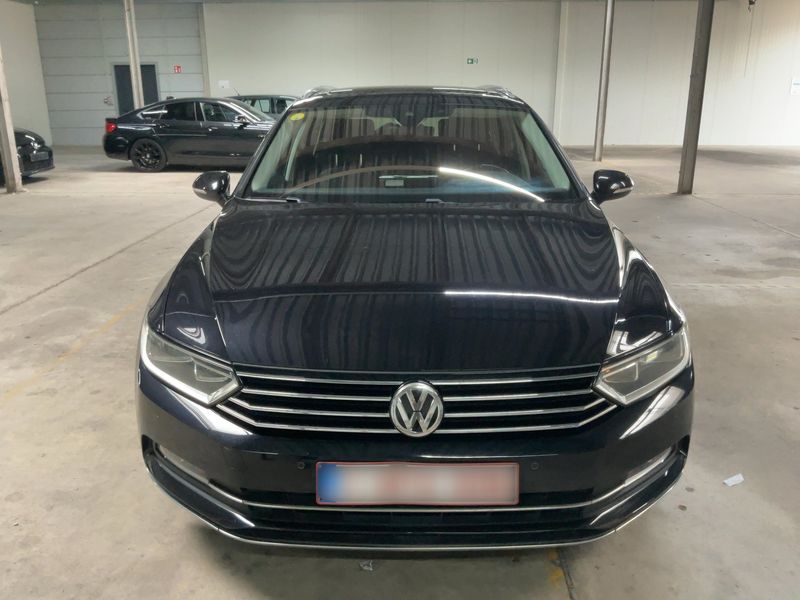 Volkswagen Passat 2.0 TDI Highline BlueMotion Tech 2015 – снимка 14