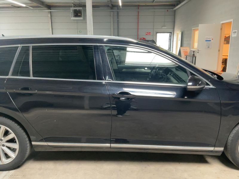 Volkswagen Passat 2.0 TDI Highline BlueMotion Tech 2015 – снимка 10