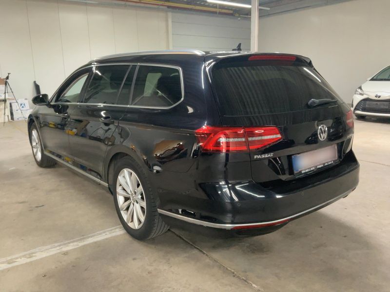 Volkswagen Passat 2.0 TDI Highline BlueMotion Tech 2015 – снимка 6