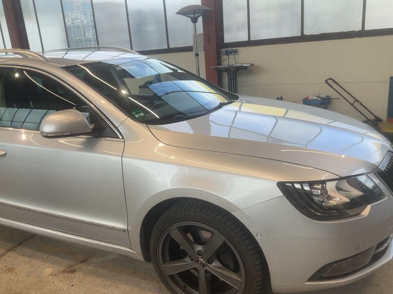Skoda Superb 2.0 TDI Elegance 2013 – снимка 12