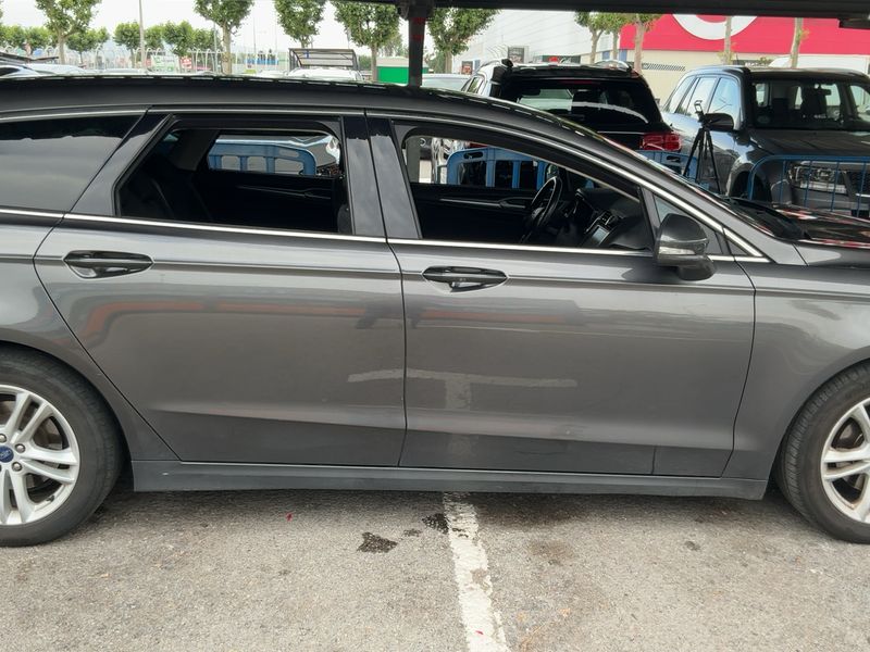 Ford Mondeo 2.0 TDCi Titanium 2016 – снимка 10