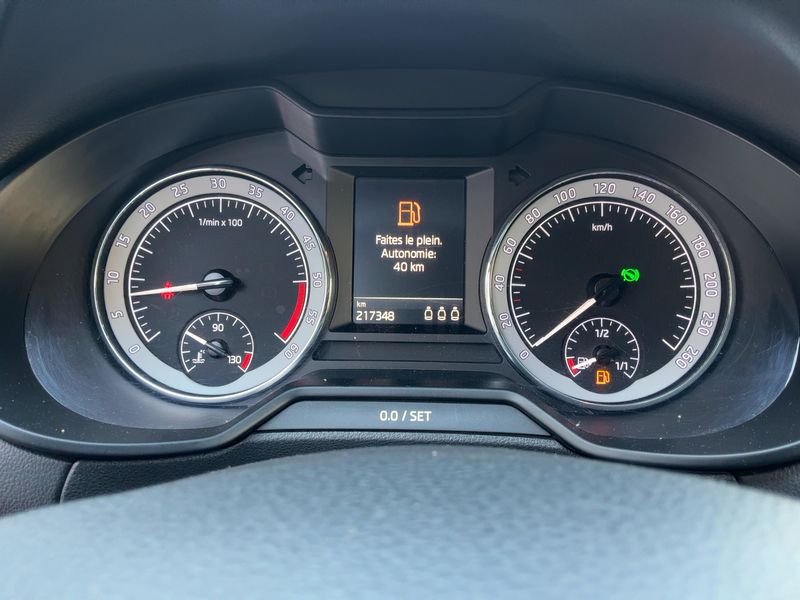 Skoda Octavia 1.6 TDI Ambition 2019 – снимка 18