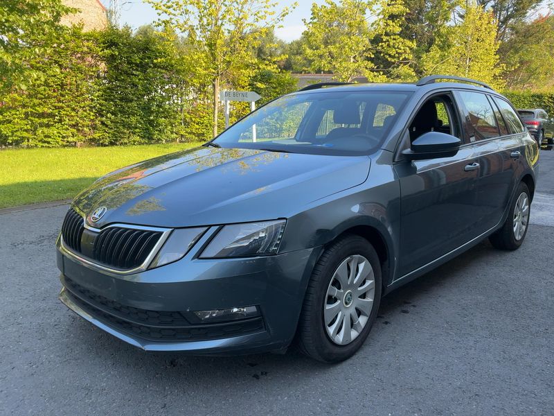 Skoda Octavia 1.6 TDI Ambition 2019 – снимка 1