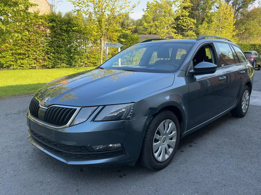 Skoda Octavia 1.6 TDI Ambition 2019 – снимка 1