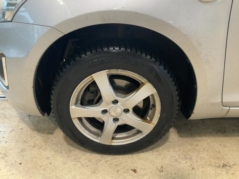 Suzuki Swift 1.2 Shine 4x4 2015 – снимка 3