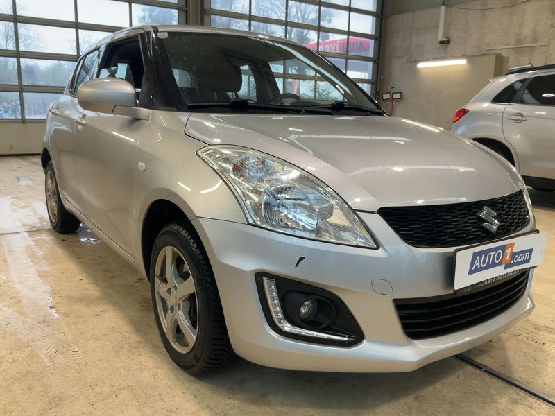Suzuki Swift 1.2 Shine 4x4 2015 – снимка 12