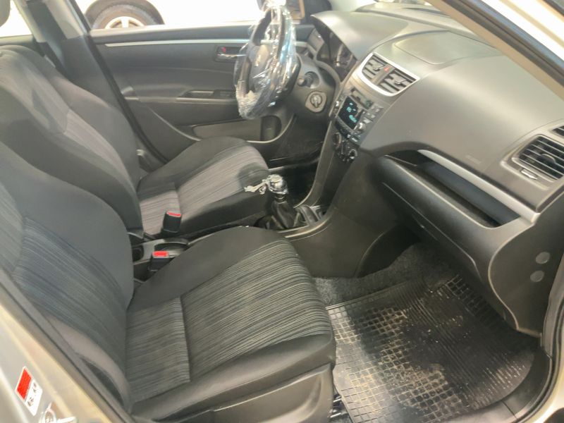 Suzuki Swift 1.2 Shine 4x4 2015 – снимка 17