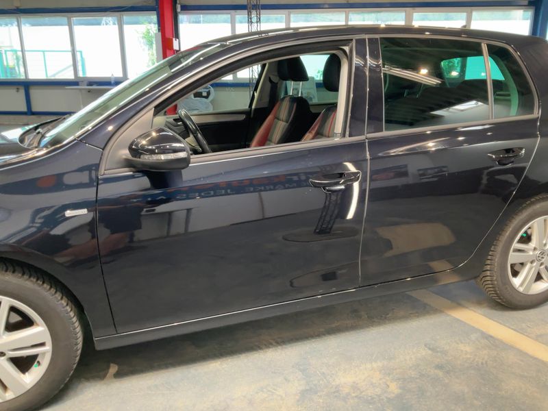 Volkswagen Golf VI 2.0 TDI Match BlueMotion Tech 2012 – снимка 4