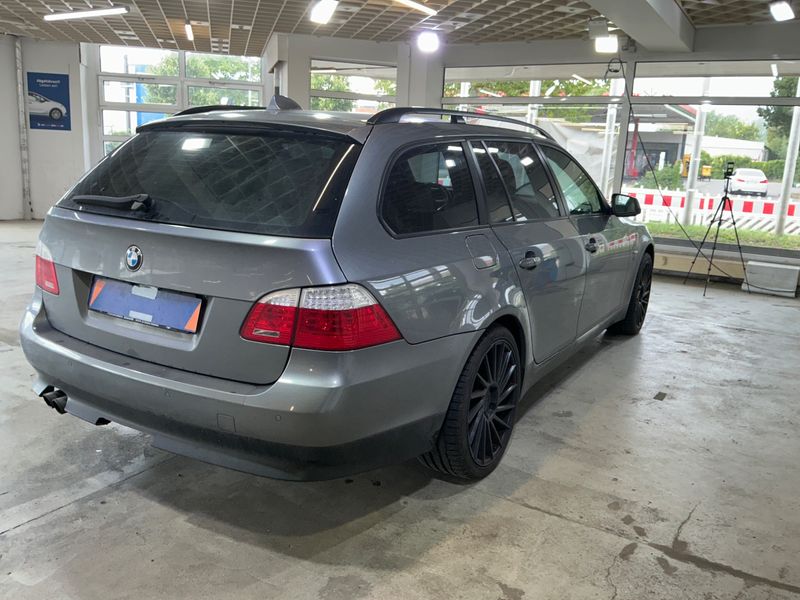 BMW 5er 530i xDrive Edition Lifestyle 2010 – снимка 2