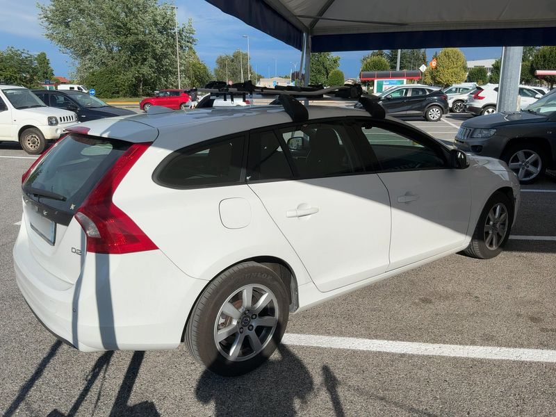 Volvo V60 1.6 D Kinetic 2014 – снимка 8