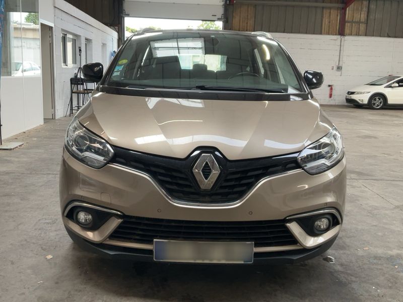 Renault Grand Scenic 1.6 dCi Energy Grand Business Edition 2018 – снимка 14