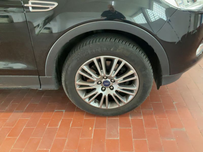 Ford Kuga 2.0 TDCi Titanium 2015 – снимка 11