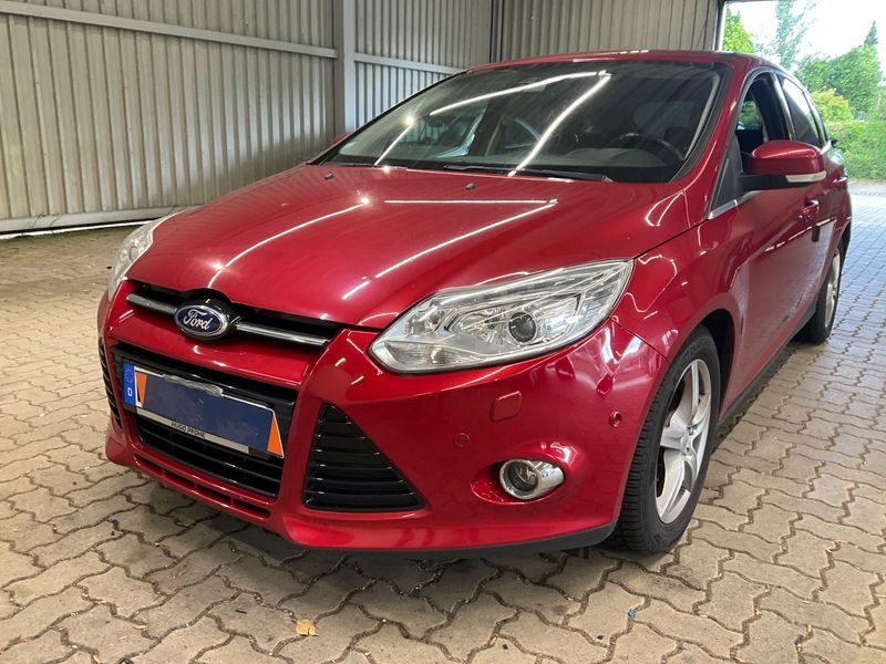 Ford Focus 1.6 EcoBoost Titanium 2011 – снимка 1