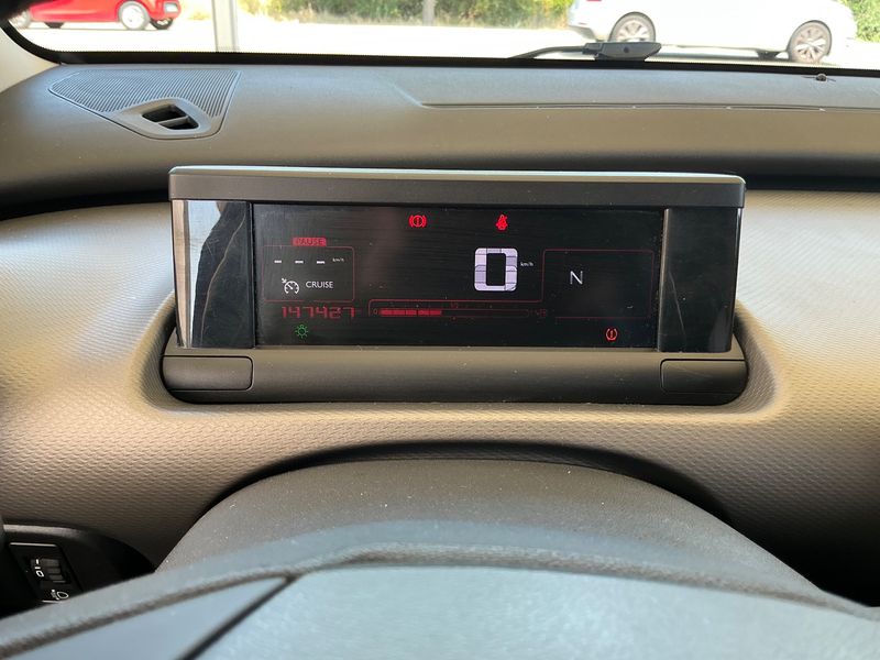 Citroen C4 Cactus 1.6 Blue-HDi Feel 2015 – снимка 18