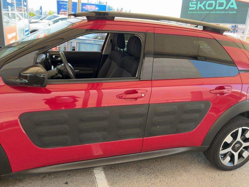 Citroen C4 Cactus 1.6 Blue-HDi Feel 2015 – снимка 4