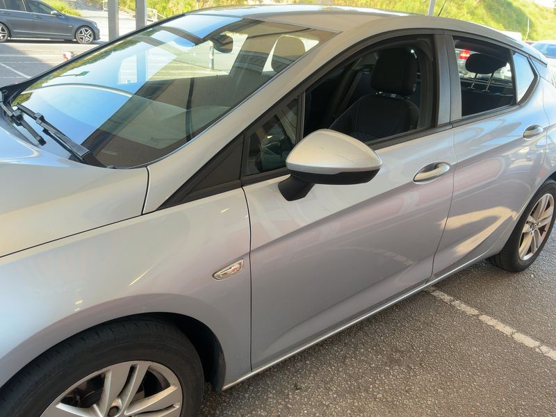 Opel Astra 1.6 CDTI Business Edition 2017 – снимка 4
