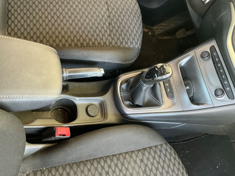 Opel Astra 1.6 CDTI Business Edition 2017 – снимка 23
