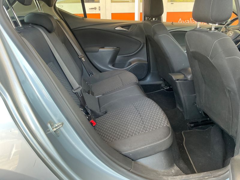Opel Astra 1.6 CDTI Business Edition 2017 – снимка 19