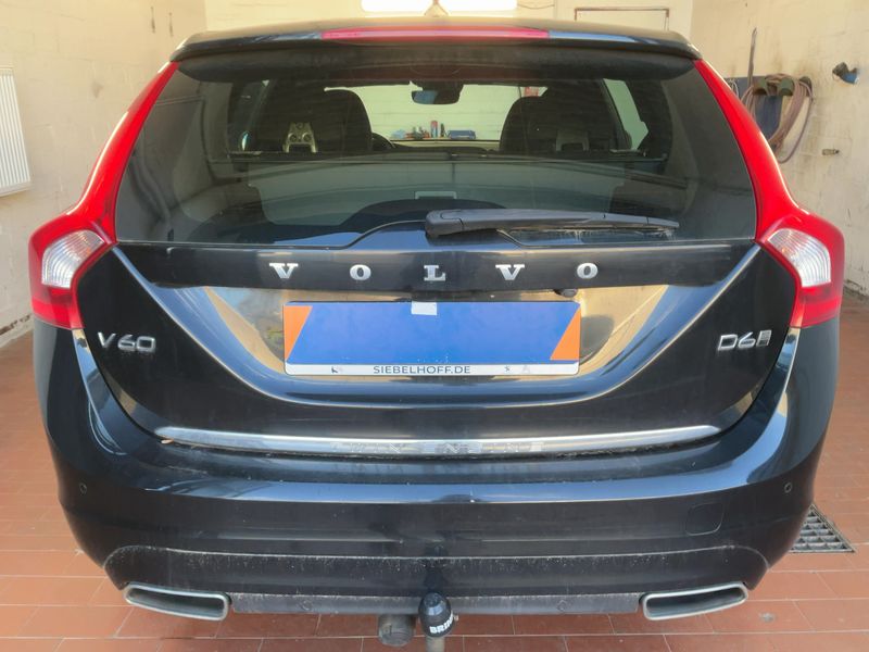 Volvo V60 2.4 T6 Plug-in Hybrid Momentum AWD 2017 – снимка 7