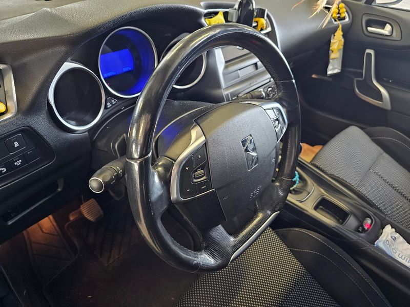 DS Automobiles DS4 Crossback 1.6 Blue-HDi BeChic 2016 – снимка 22