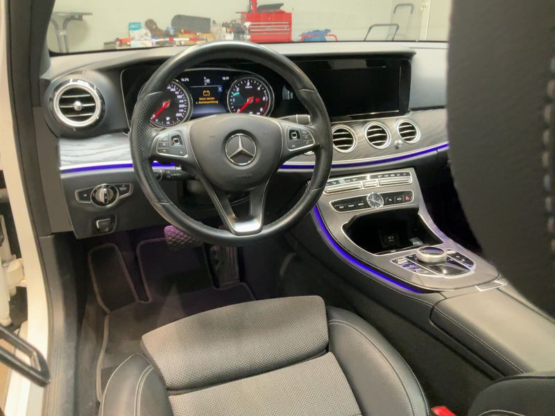 Mercedes-Benz E-Klasse E 220 d Avantgarde 2018 – снимка 17