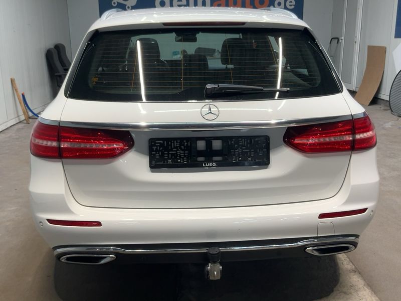Mercedes-Benz E-Klasse E 220 d Avantgarde 2018 – снимка 7