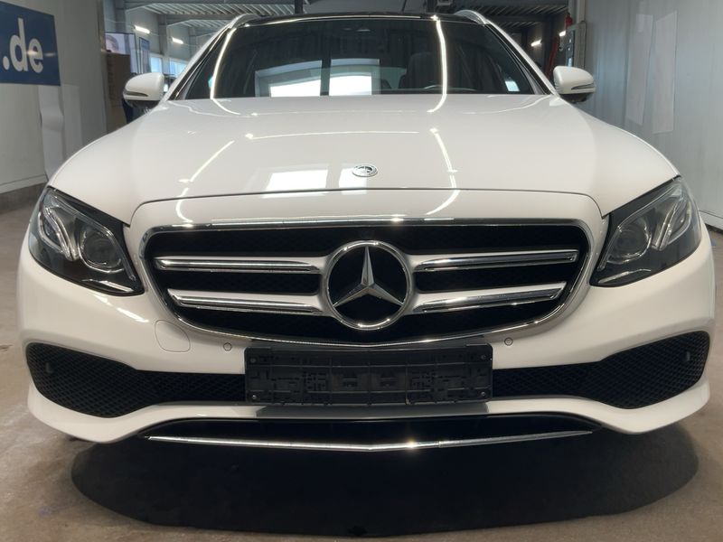 Mercedes-Benz E-Klasse E 220 d Avantgarde 2018 – снимка 14
