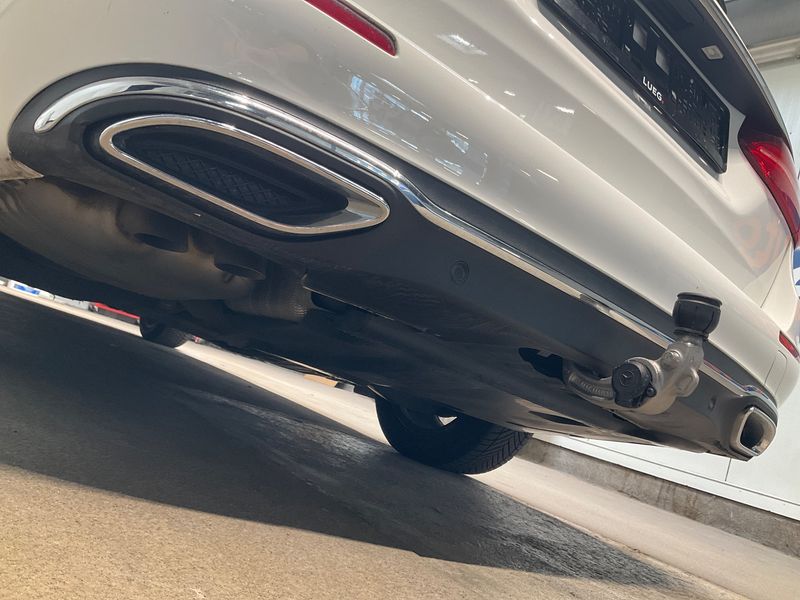Mercedes-Benz E-Klasse E 220 d Avantgarde 2018 – снимка 25