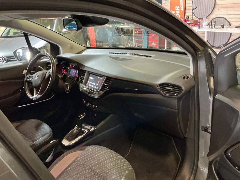 Opel Crossland X 1.2 Turbo 120 Jahre 2019 – снимка 17