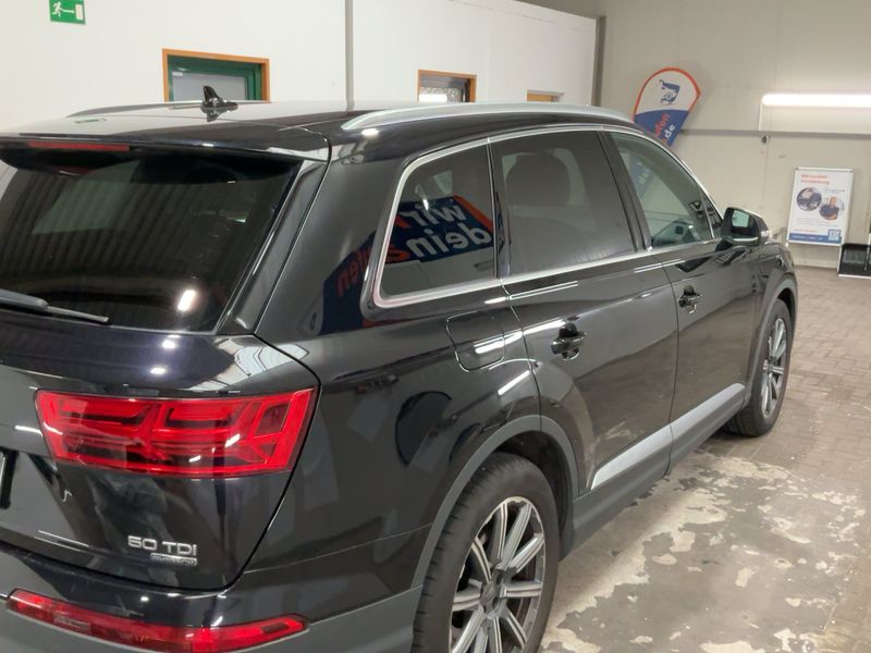 Audi Q7 50 TDI quattro 2019 – снимка 8