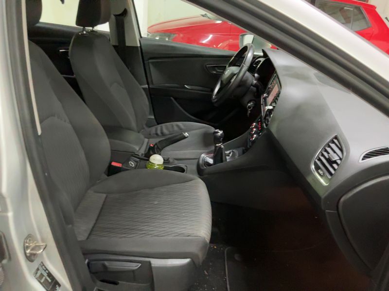 Seat Leon 1.6 TDI Style 2015 – снимка 16