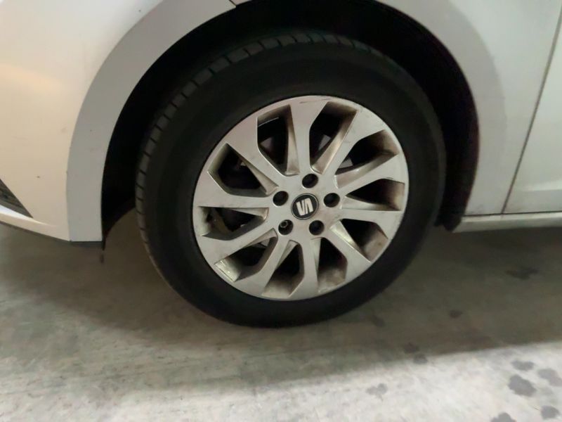 Seat Leon 1.6 TDI Style 2015 – снимка 3