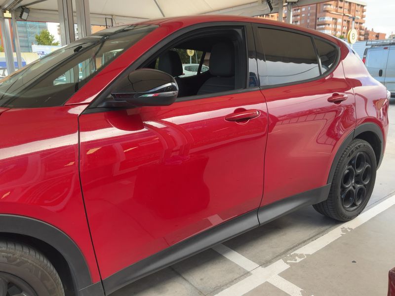 Alfa Romeo Tonale 1.6 VGT-D Sprint 2024 – снимка 4