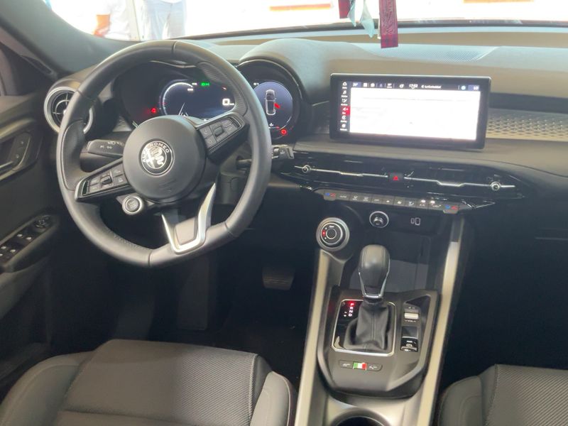 Alfa Romeo Tonale 1.6 VGT-D Sprint 2024 – снимка 17