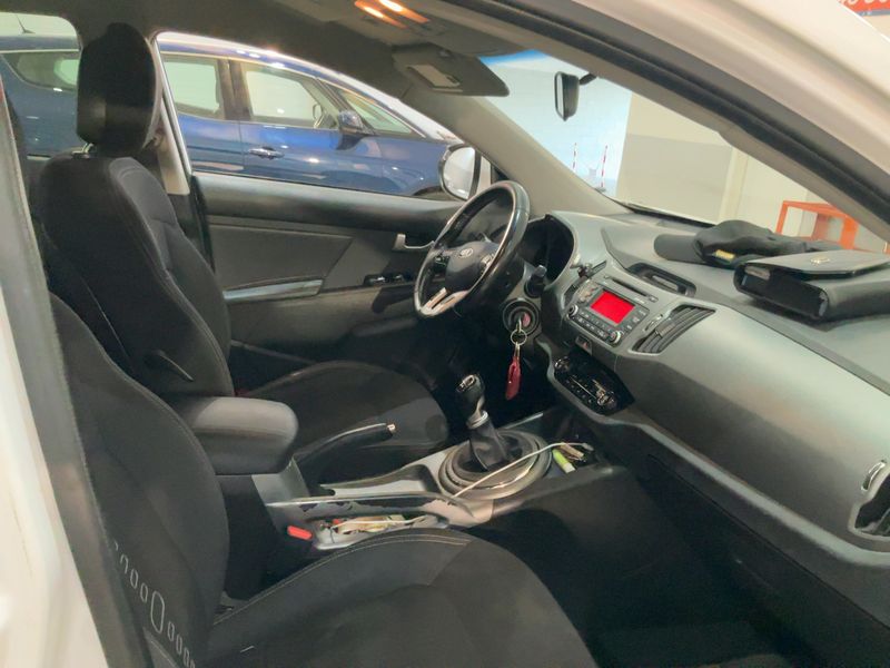 Kia Sportage 1.6 GDI Cool 2WD 2015 – снимка 16