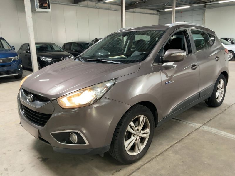 Hyundai ix35 1.7 CRDi Style Blue 2WD 2012 – снимка 2