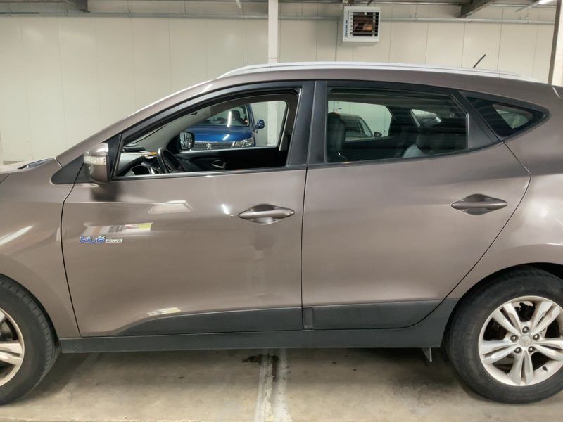 Hyundai ix35 1.7 CRDi Style Blue 2WD 2012 – снимка 4